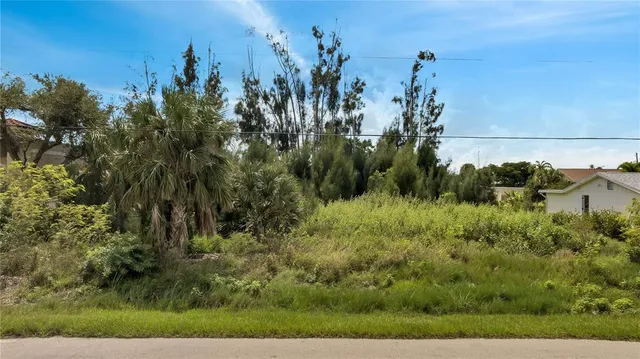 $96,500 | 215 Pompano Terrace, Punta Gorda, FL 33950