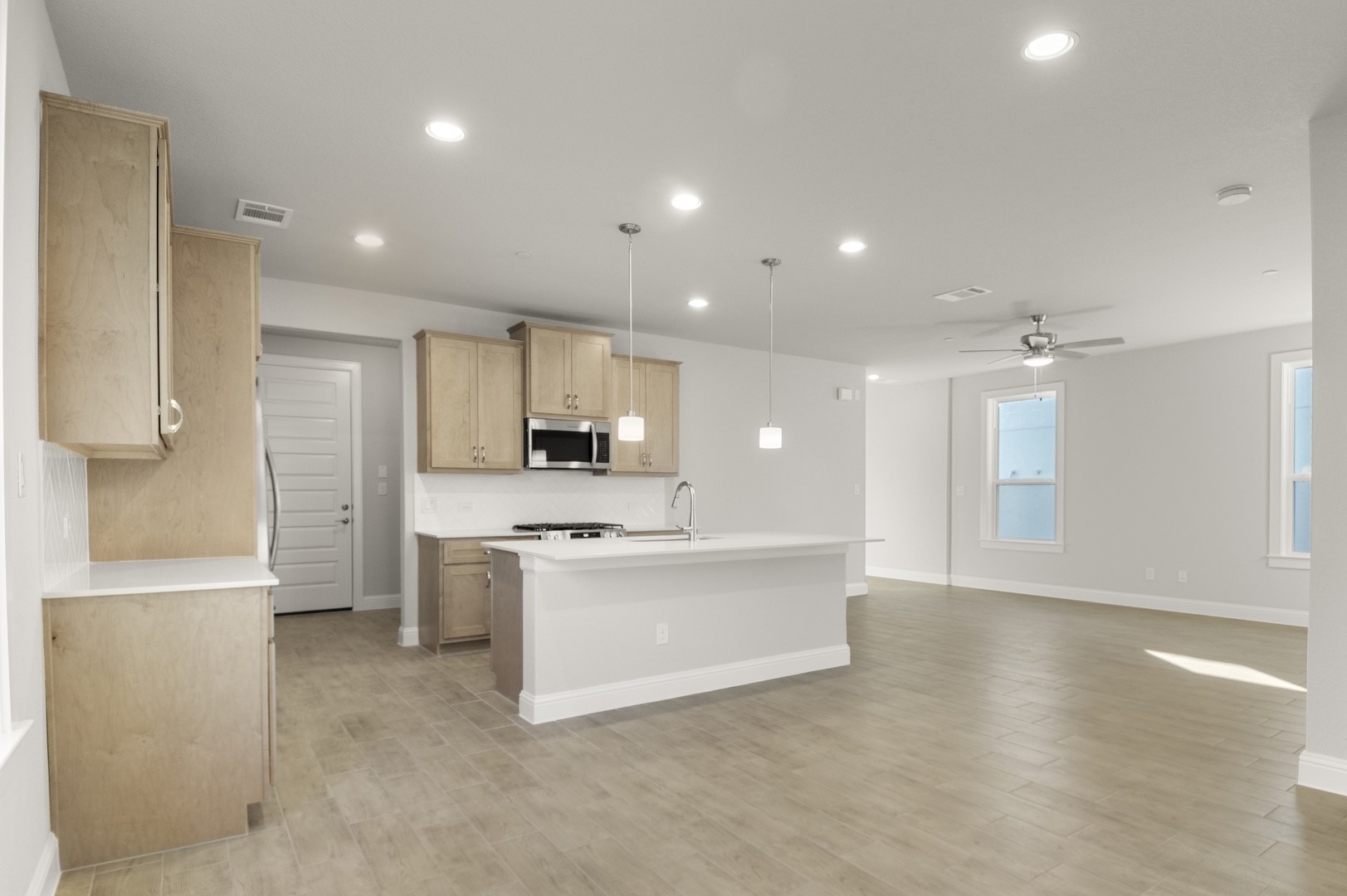 2605 Sam Bass Road, Unit 104 Round Rock, TX 78681 - Photo 18 of 36