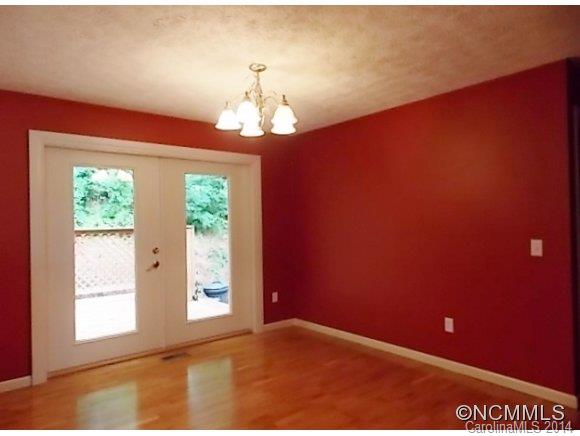 3291 River Road Webster, NC 28779 - Photo 8 of 24 Gallery Image 8