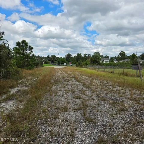 $32,000 | 4627 Karen Avenue North, Lehigh Acres, FL 33971