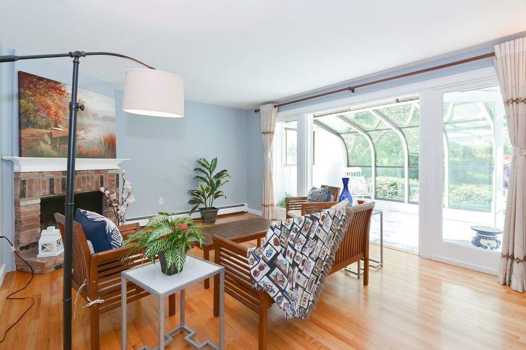 204 Boston Post Road Wayland, MA 01778 - Photo 3 of 42
