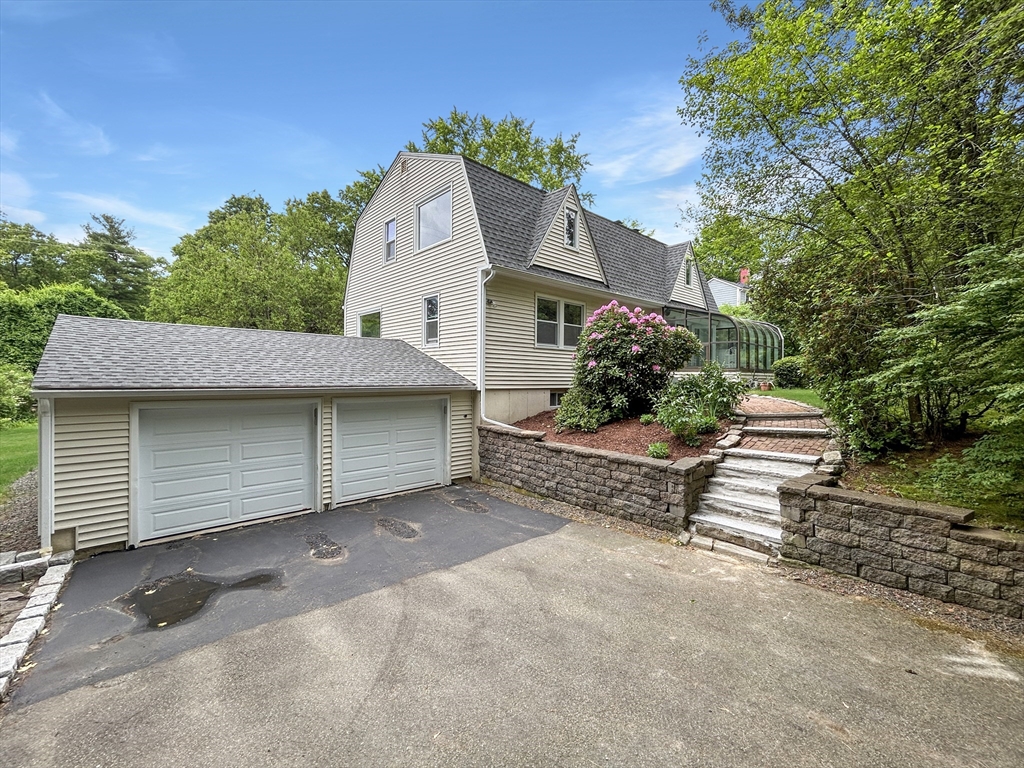 204 Boston Post Road Wayland, MA 01778 - Photo 40 of 42