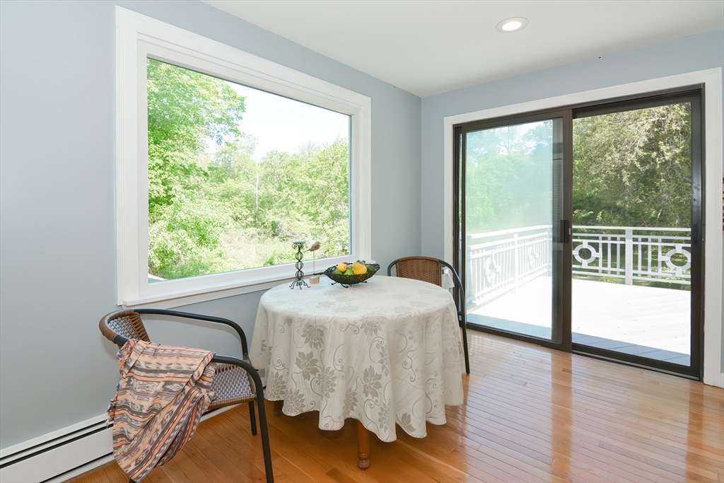 204 Boston Post Road Wayland, MA 01778 - Photo 8 of 42