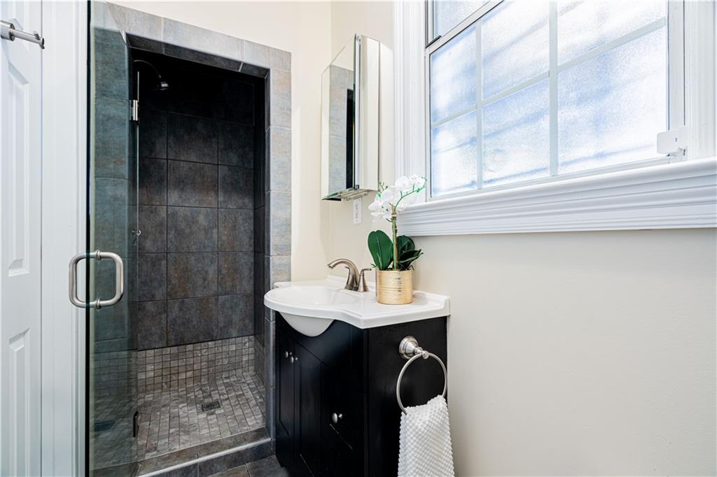 2725 Joseph Street New Orleans, LA 70115 - Photo 15 of 24