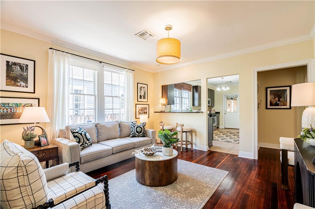 2725 Joseph Street New Orleans, LA 70115 - Photo 4 of 24