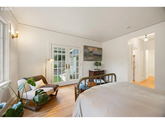 $1,675,000 | 604 Southeast Andover Place, Portland, OR 97202