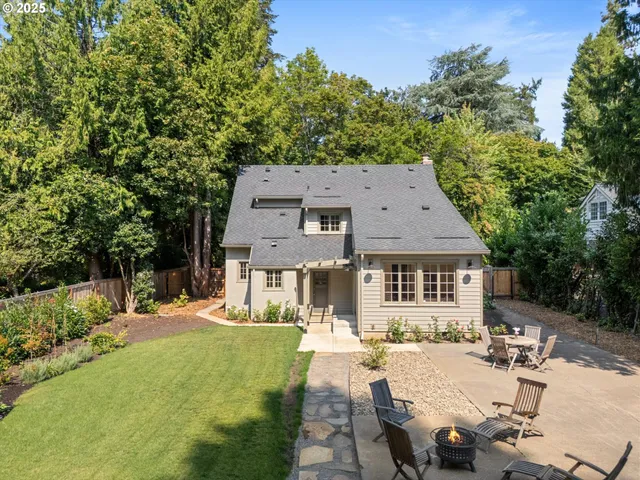 $1,675,000 | 604 Southeast Andover Place, Portland, OR 97202