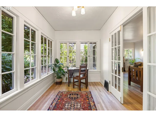 $1,675,000 | 604 Southeast Andover Place, Portland, OR 97202