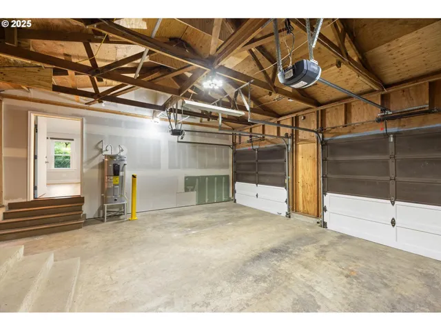 $1,675,000 | 604 Southeast Andover Place, Portland, OR 97202