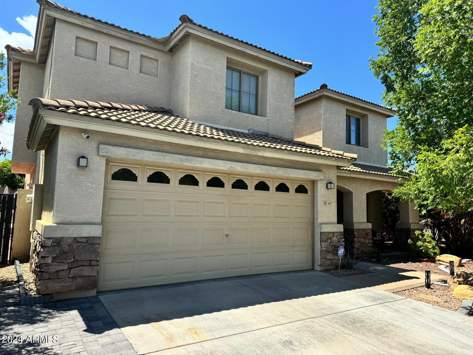 1619 East Harwell Road Phoenix, AZ 85042 - Photo 9 of 9 IMG-20240427-WA0031
