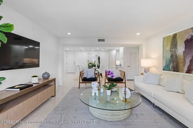 $13,950 | 170 North Ocean Boulevard, Unit 208, Palm Beach, FL 33480