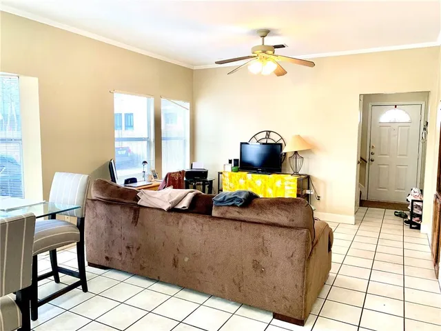 $3,250 | 503 East 38th Street, Unit B, Austin, TX 78705