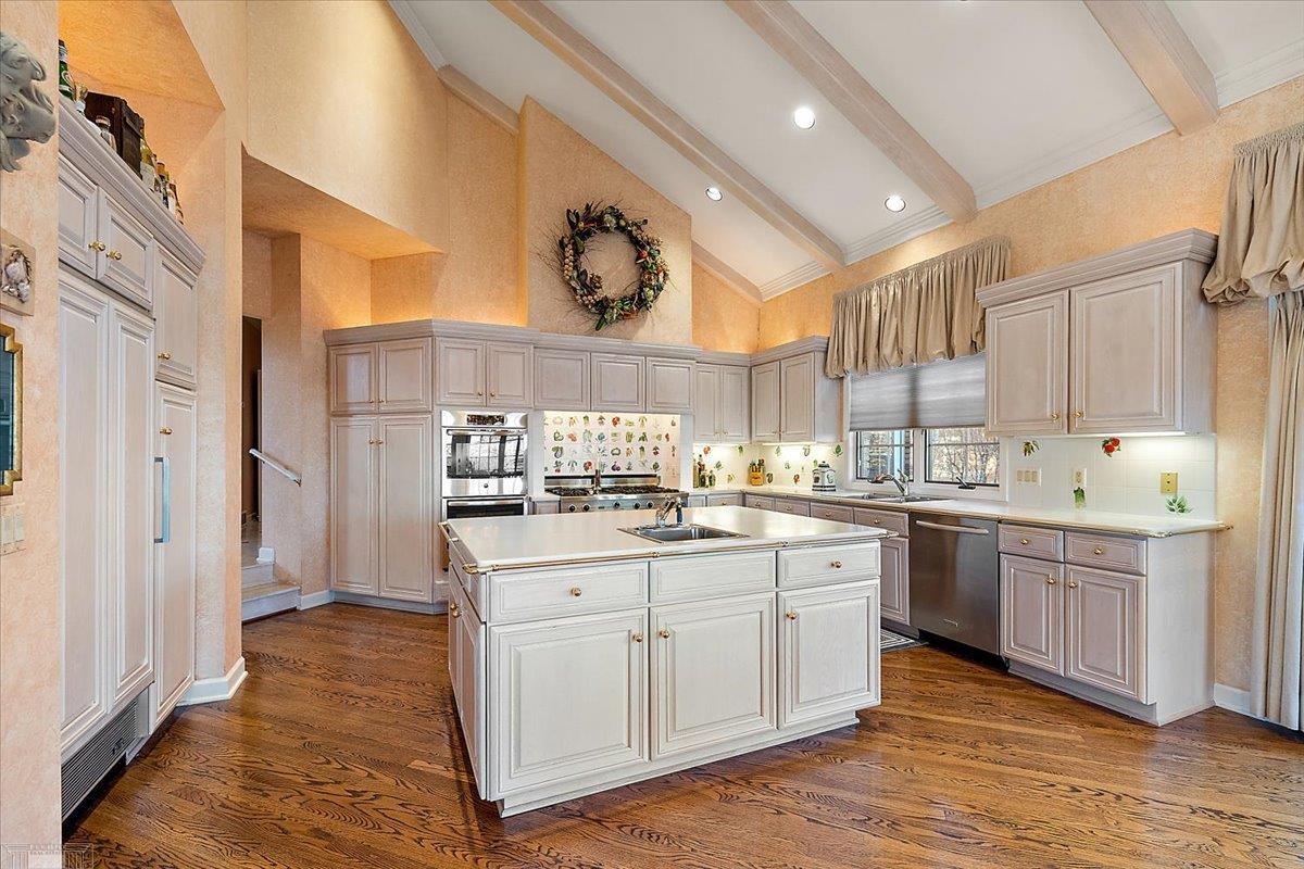 207 Lake Shore Road Grosse Pointe, MI 48236 - Photo 28 of 91