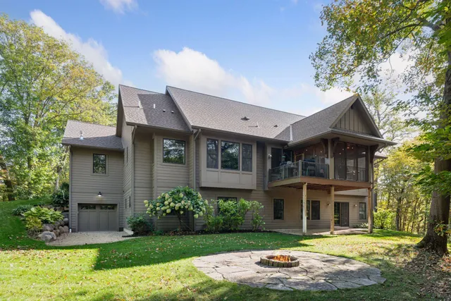 $1,095,000 | 5507 Fenning Avenue Southeast, Delano, MN 55328