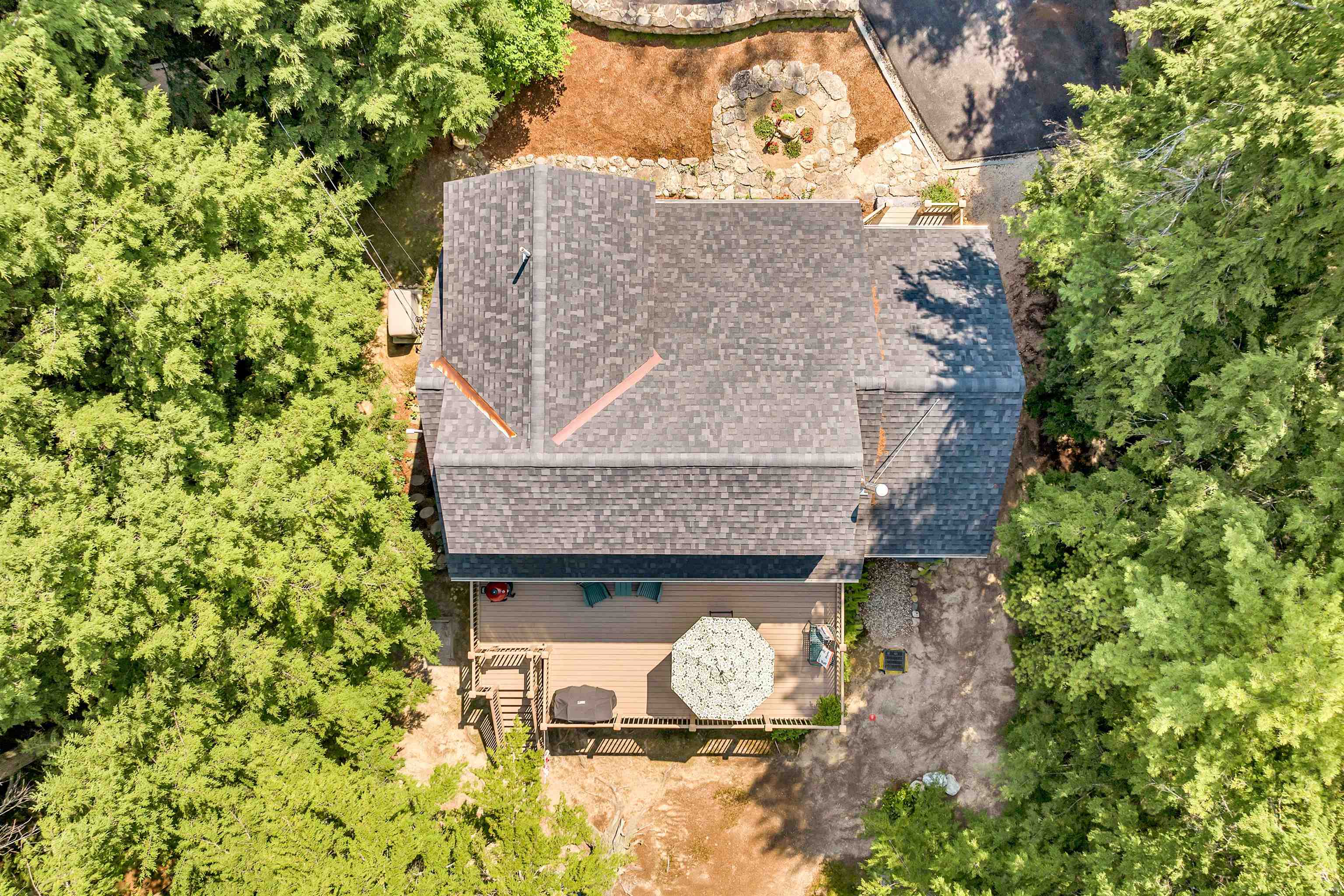 577 Crew Road Wakefield, NH 03872 - Photo 3 of 37