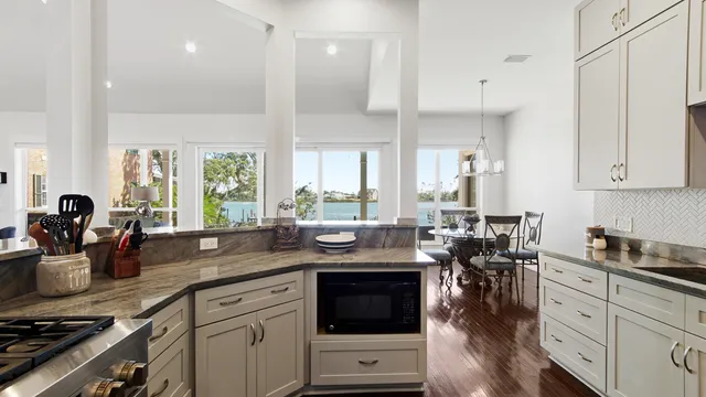 $1,250,000 | 2502 Country Club Drive, Lynn Haven, FL 32444