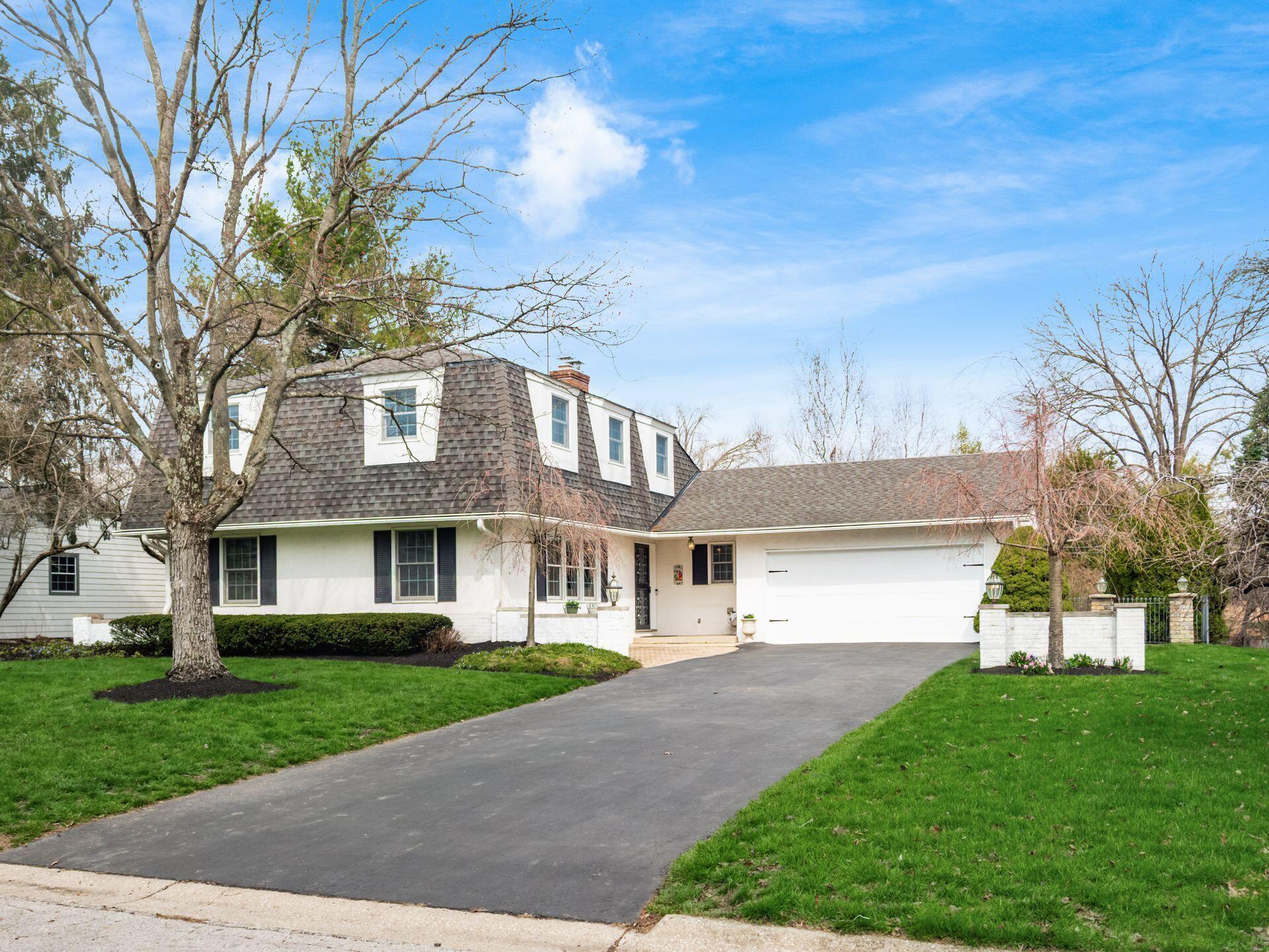 880 Lynbrook Road Columbus, OH 43235 - Photo 1 of 59 This home has never been for sale!