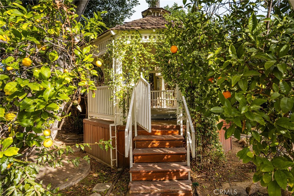 4545 Sunnyside Drive Riverside, CA 92506 - Photo 29 of 36