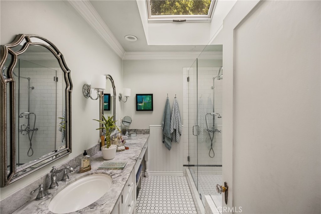 4545 Sunnyside Drive Riverside, CA 92506 - Photo 9 of 36