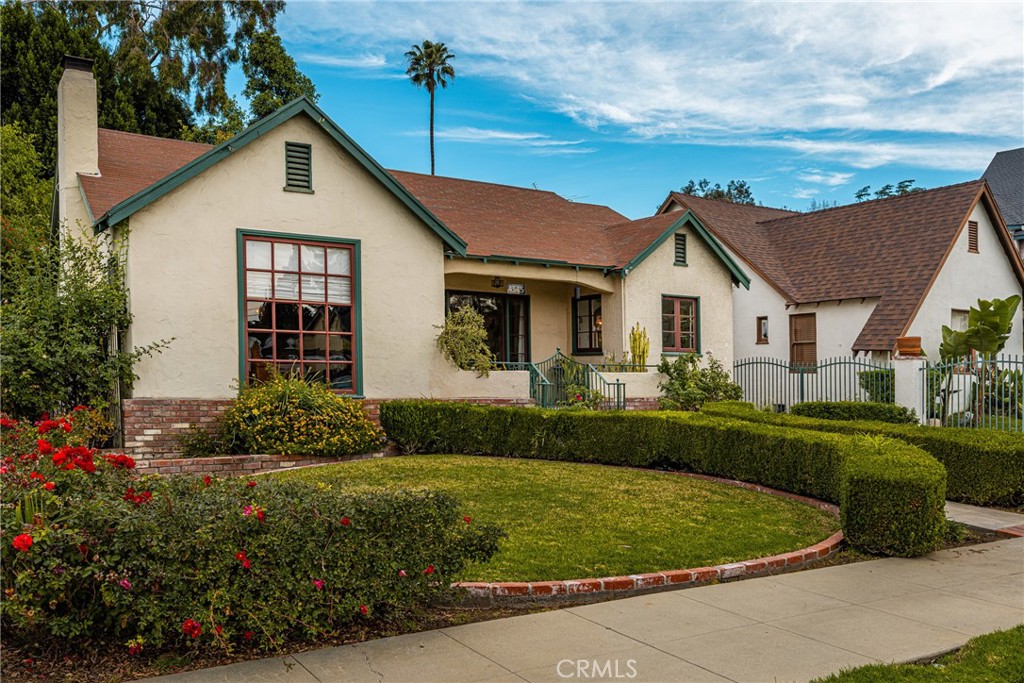 4545 Sunnyside Drive Riverside, CA 92506 - Photo 10 of 36