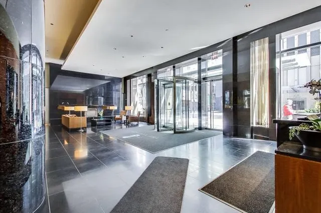 $3,200 | 60 East Monroe Street, Unit 2708, Chicago, IL 60603