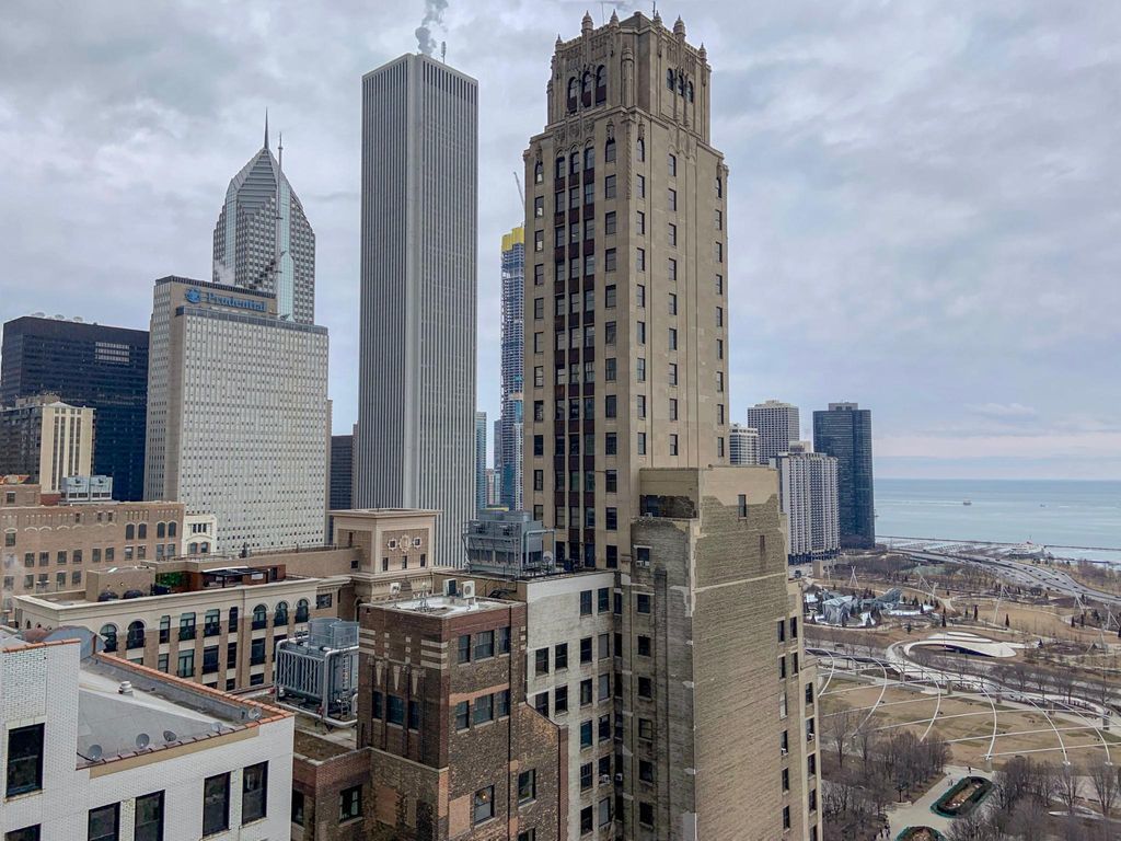 60 East Monroe Street, Unit 2708 Chicago, IL 60603 - Photo 20 of 26