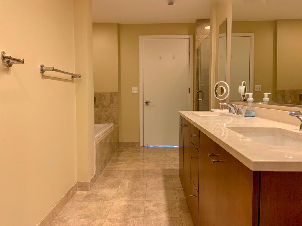 60 East Monroe Street, Unit 2708 Chicago, IL 60603 - Photo 10 of 26