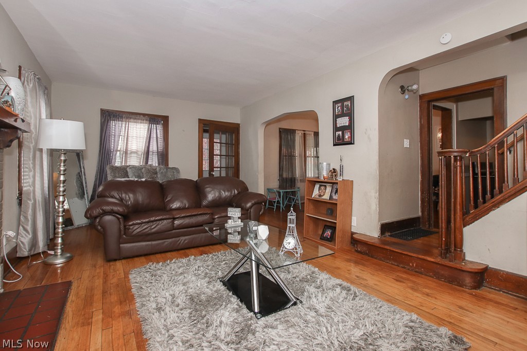 1149 Erieview Road Cleveland Heights, OH 44121 - Photo 5 of 17 Gallery Image 5