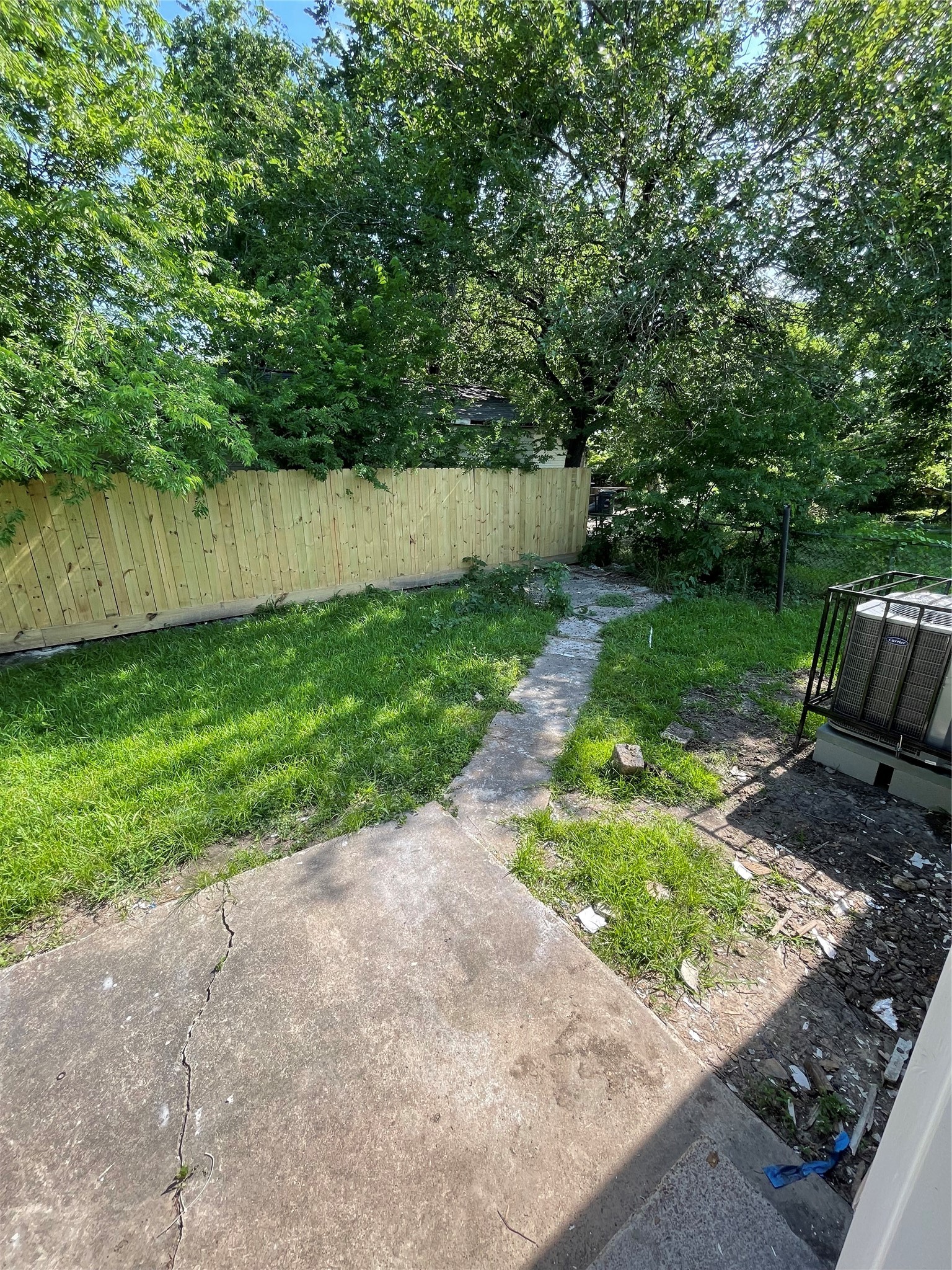 3211 Retta Street Houston, TX 77026 - Photo 10 of 10 back