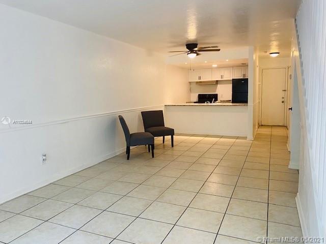 4039 Southwest 21st Road, Unit 4039 Gainesville, FL 32607 - Photo 2 of 29