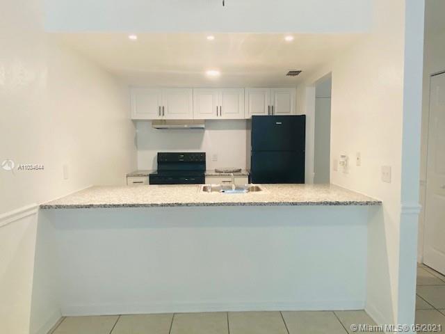 4039 Southwest 21st Road, Unit 4039 Gainesville, FL 32607 - Photo 5 of 29