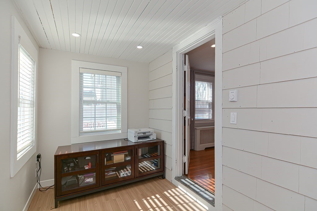 19 Crosby Road Wakefield, MA 01880 - Photo 17 of 31 Gallery Image 17