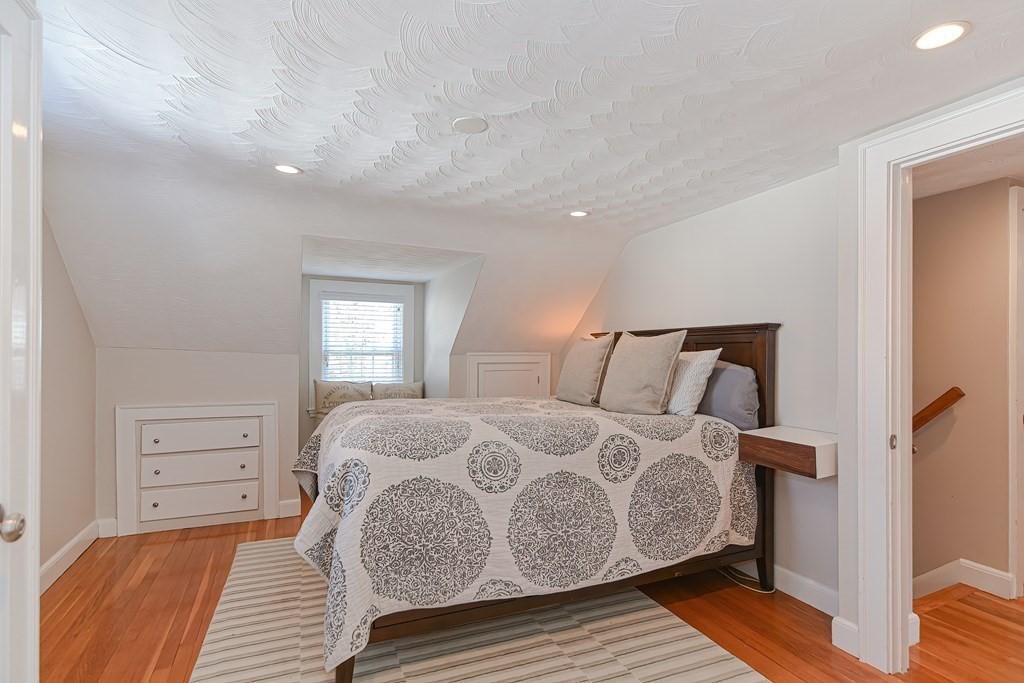 19 Crosby Road Wakefield, MA 01880 - Photo 20 of 31 Gallery Image 20