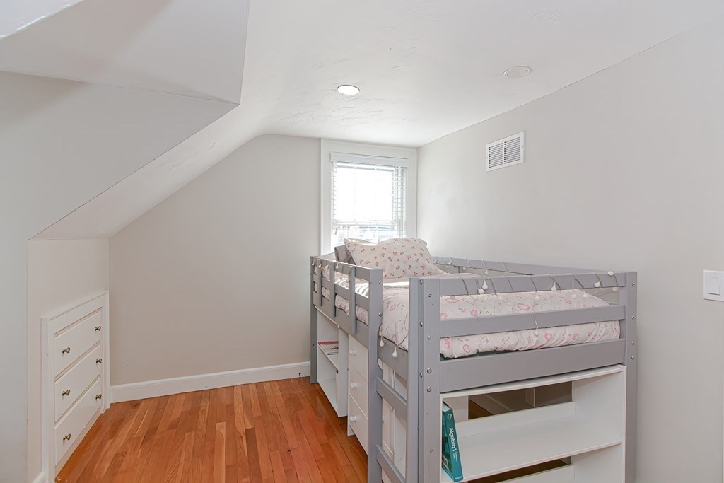 19 Crosby Road Wakefield, MA 01880 - Photo 27 of 31 Gallery Image 27