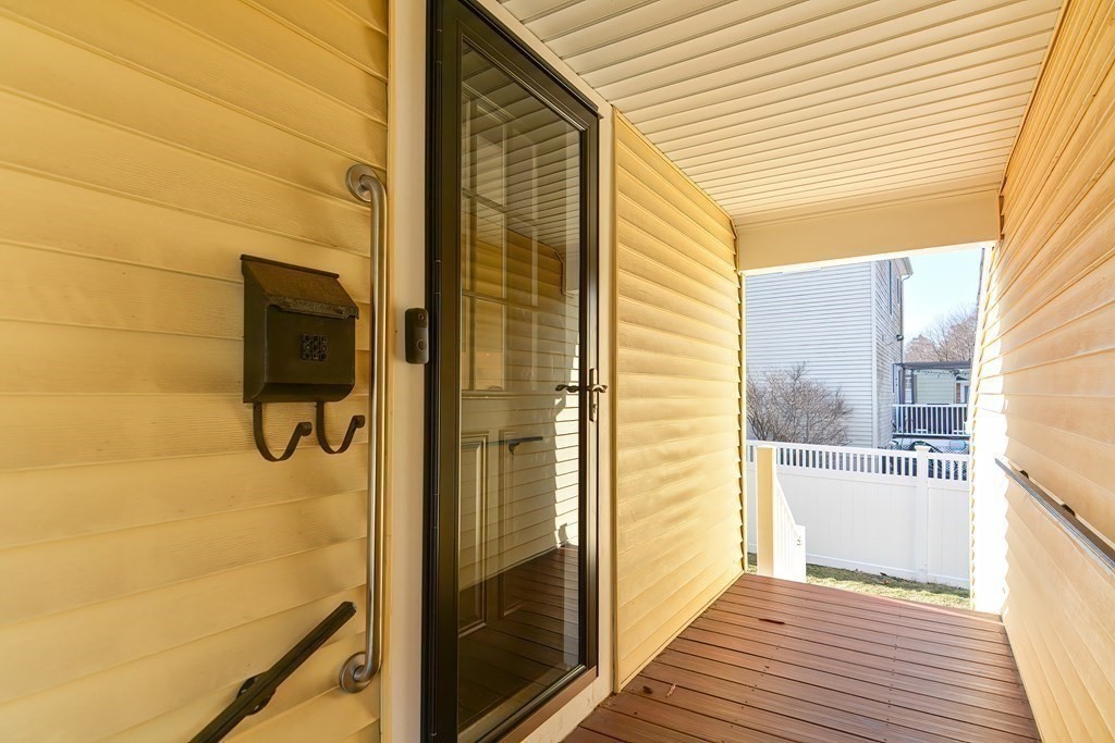 19 Crosby Road Wakefield, MA 01880 - Photo 6 of 31 Gallery Image 6