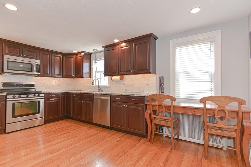 19 Crosby Road Wakefield, MA 01880 - Photo 9 of 31 Gallery Image 9