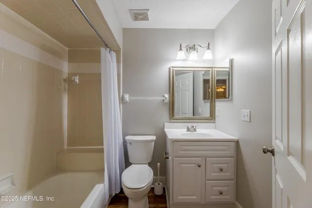 $440,000 | 2016 Glitter Court, Middleburg, FL 32068