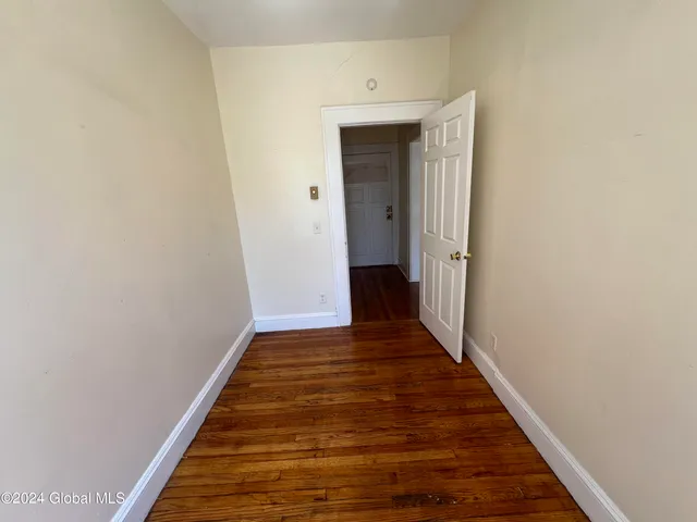 $1,000 | 91 Columbia Street, Unit 3F, Albany, NY 12210