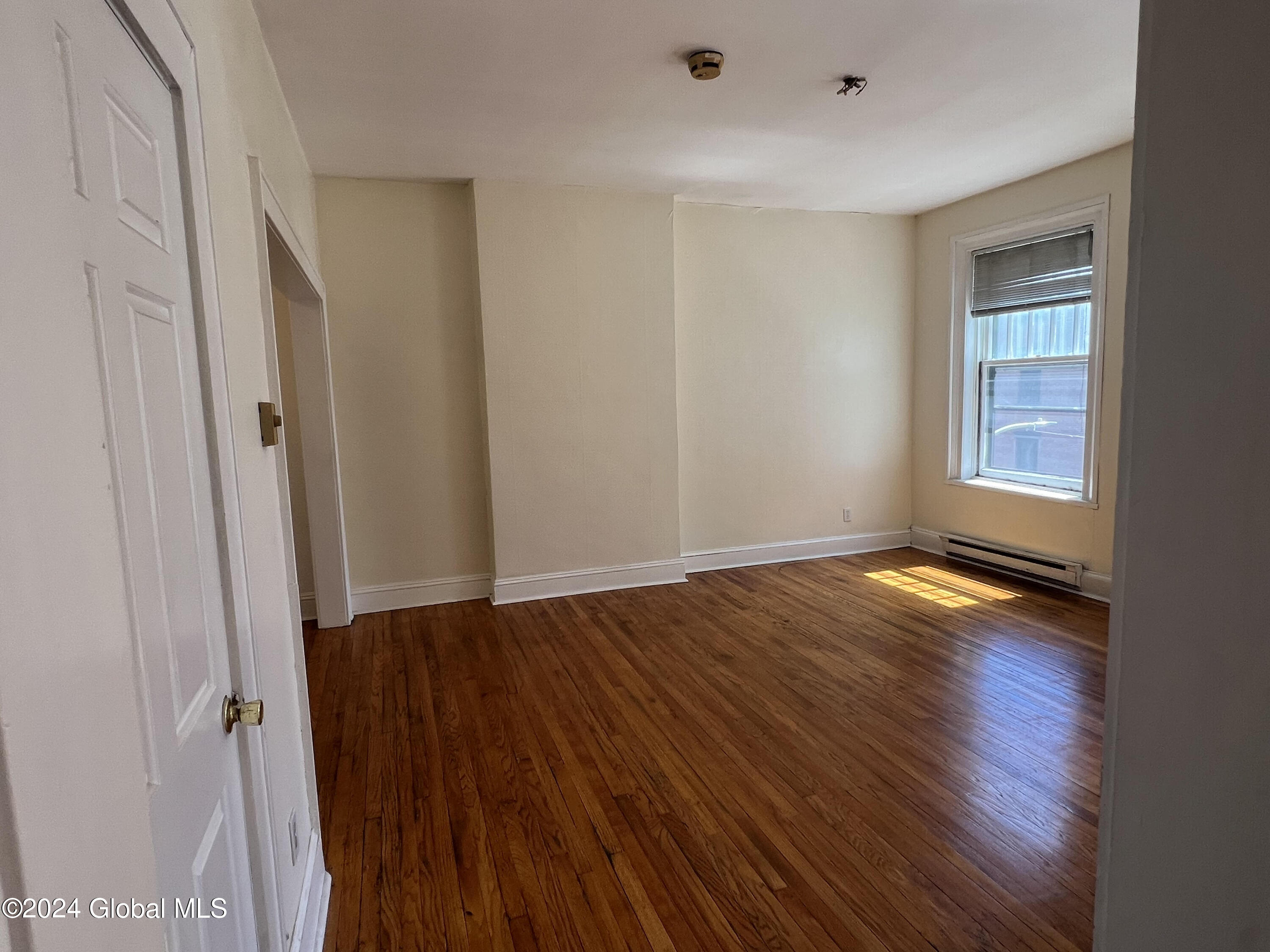 91 Columbia Street, Unit 3F Albany, NY 12210 - Photo 4 of 9 LR