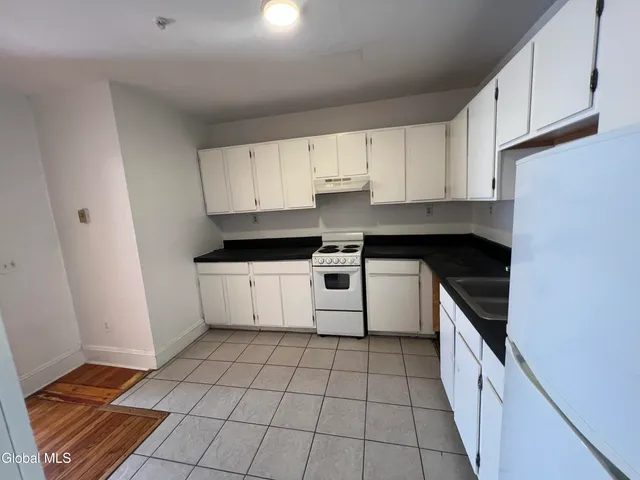 $1,000 | 91 Columbia Street, Unit 3F, Albany, NY 12210