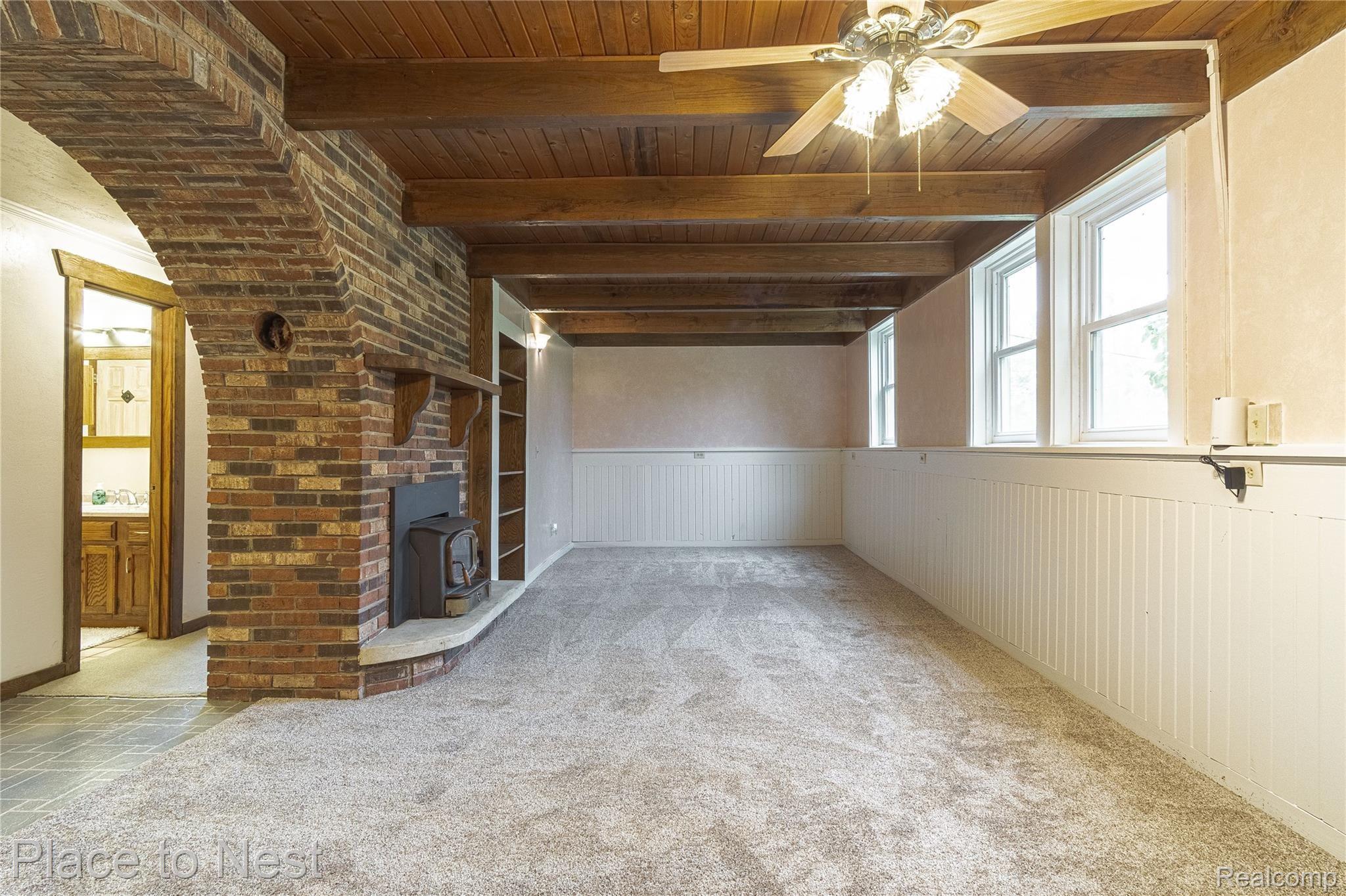 14623 South Wacousta Road Grand Ledge, MI 48837 - Photo 30 of 51 Interiors (4 of 36).jpg
