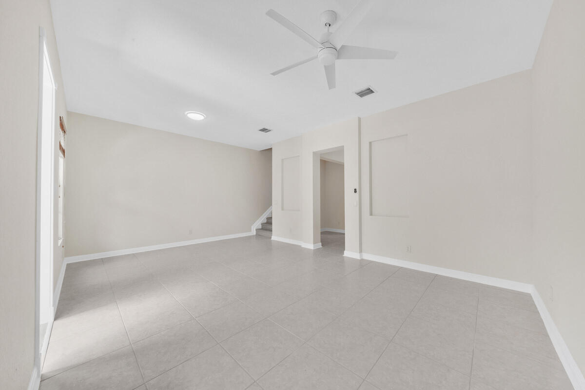 8304 Northwest 8th Terrace Boca Raton, FL 33487 - Photo 13 of 76 4 Living (1)