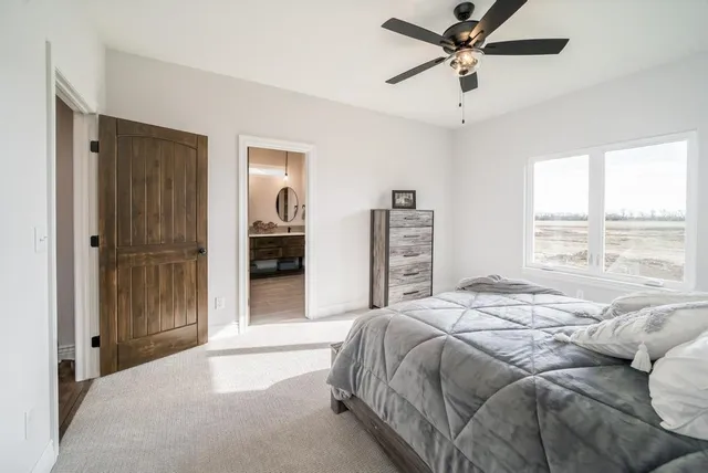 $401,793 | 1137 West Shellbark Street, Goddard, KS 67052