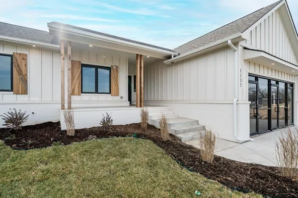 $401,793 | 1137 West Shellbark Street, Goddard, KS 67052