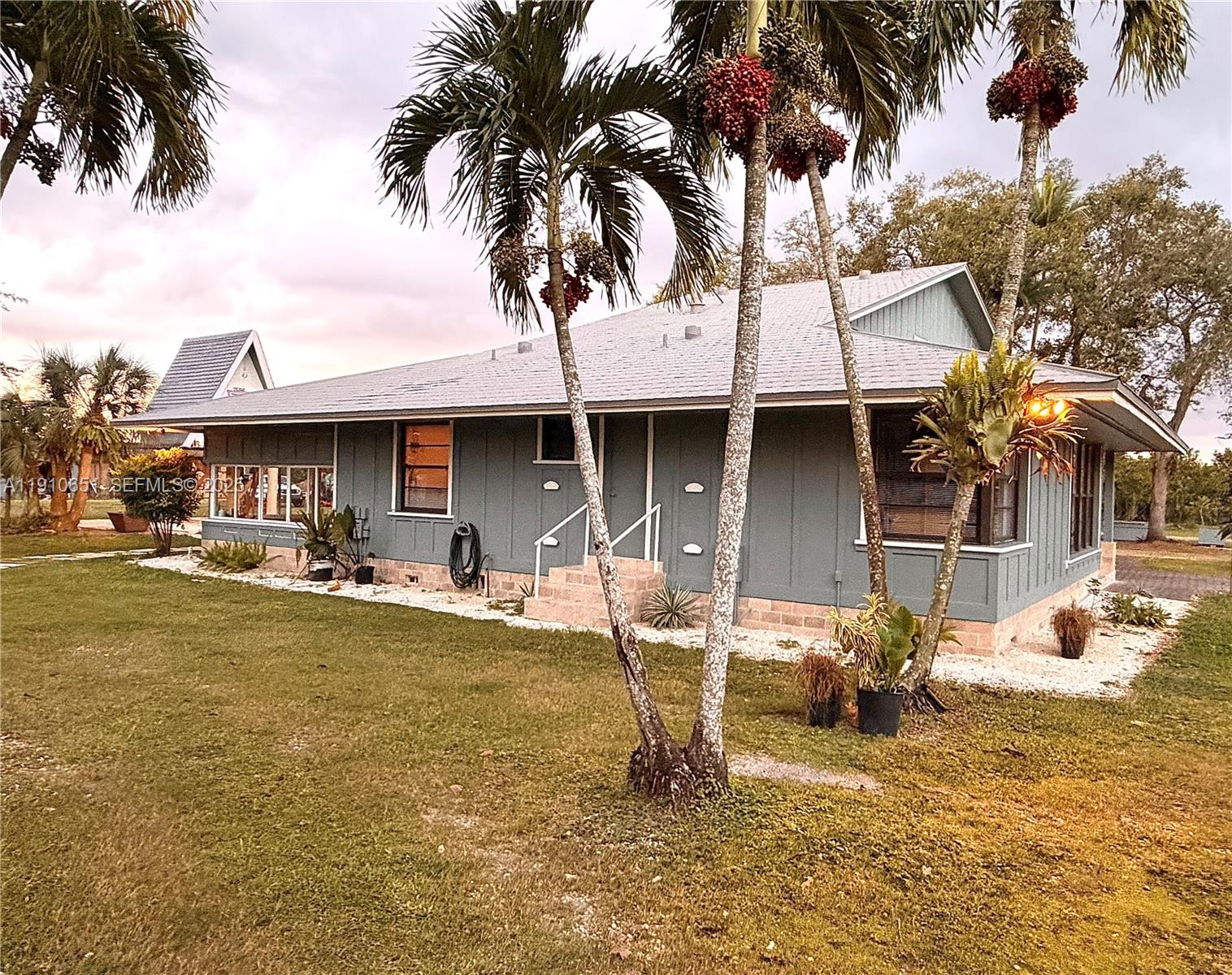 19820 Southwest 244th Street Homestead, FL 33031 - Photo 37 of 99