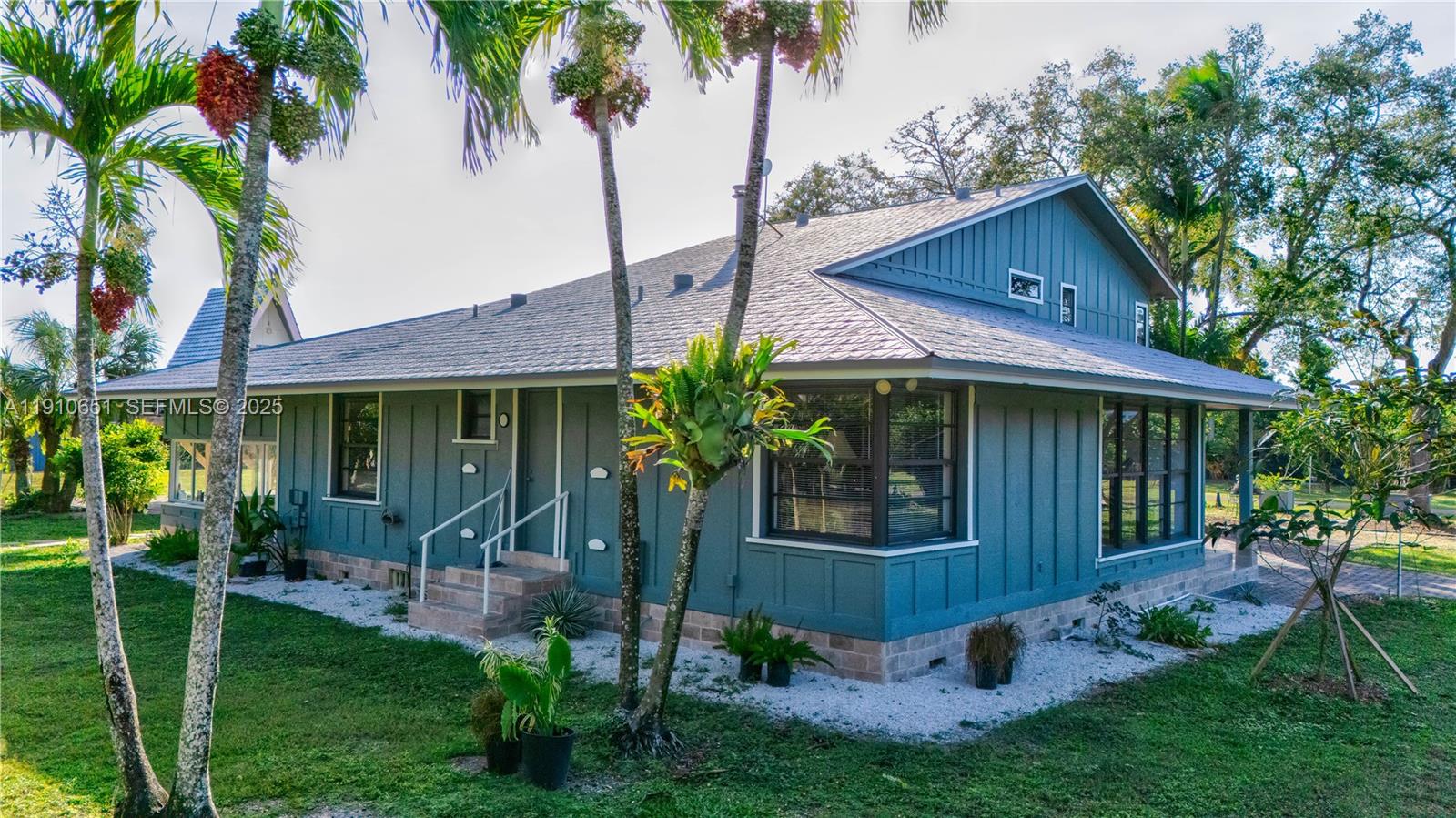 19820 Southwest 244th Street Homestead, FL 33031 - Photo 8 of 99