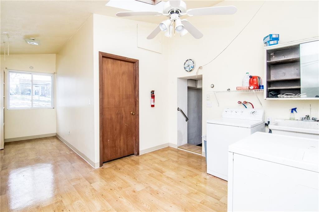 644 New Texas Road Pittsburgh, PA 15239 - Photo 16 of 19 Gallery Image 16