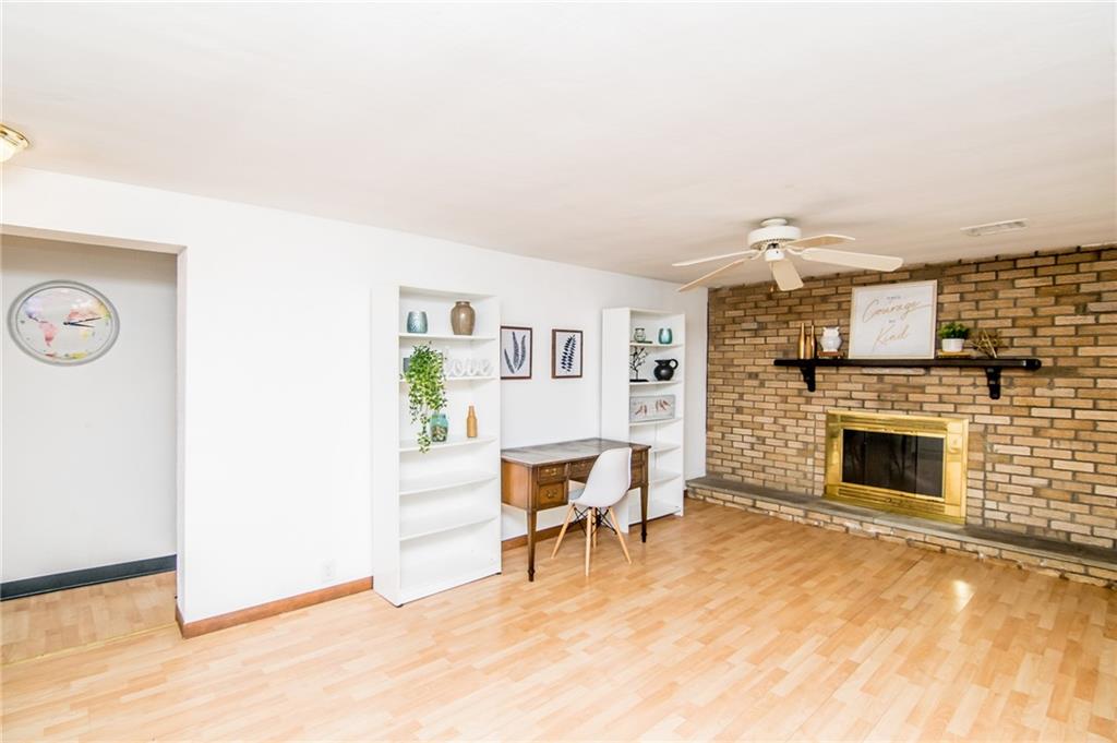 644 New Texas Road Pittsburgh, PA 15239 - Photo 6 of 19 Gallery Image 6