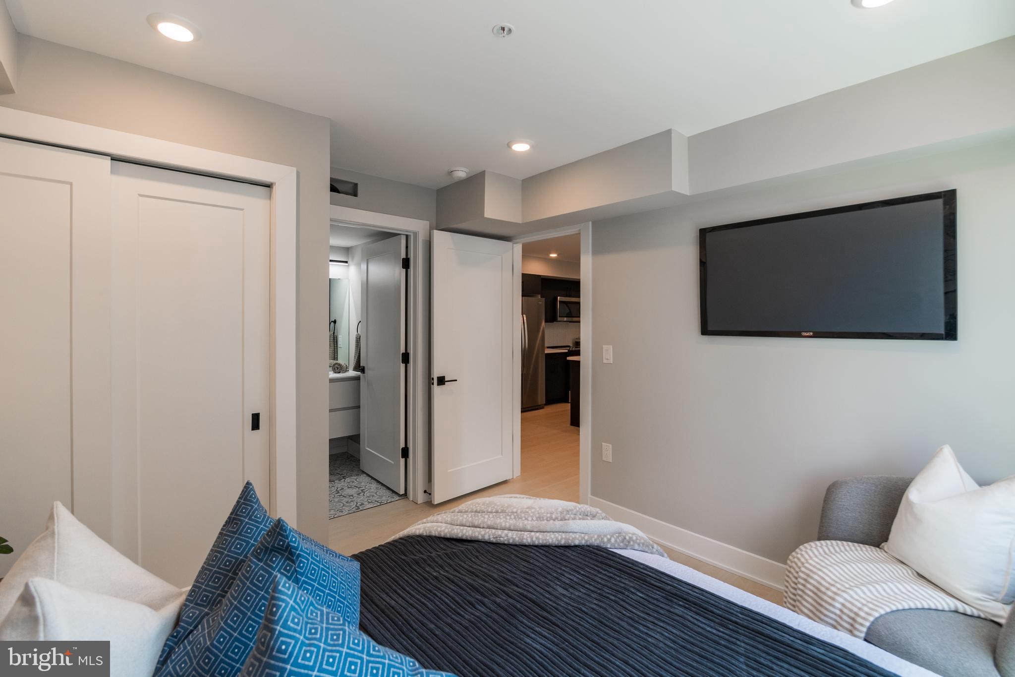 6604 Ridge Avenue, Unit 203 Philadelphia, PA 19128 - Photo 10 of 11