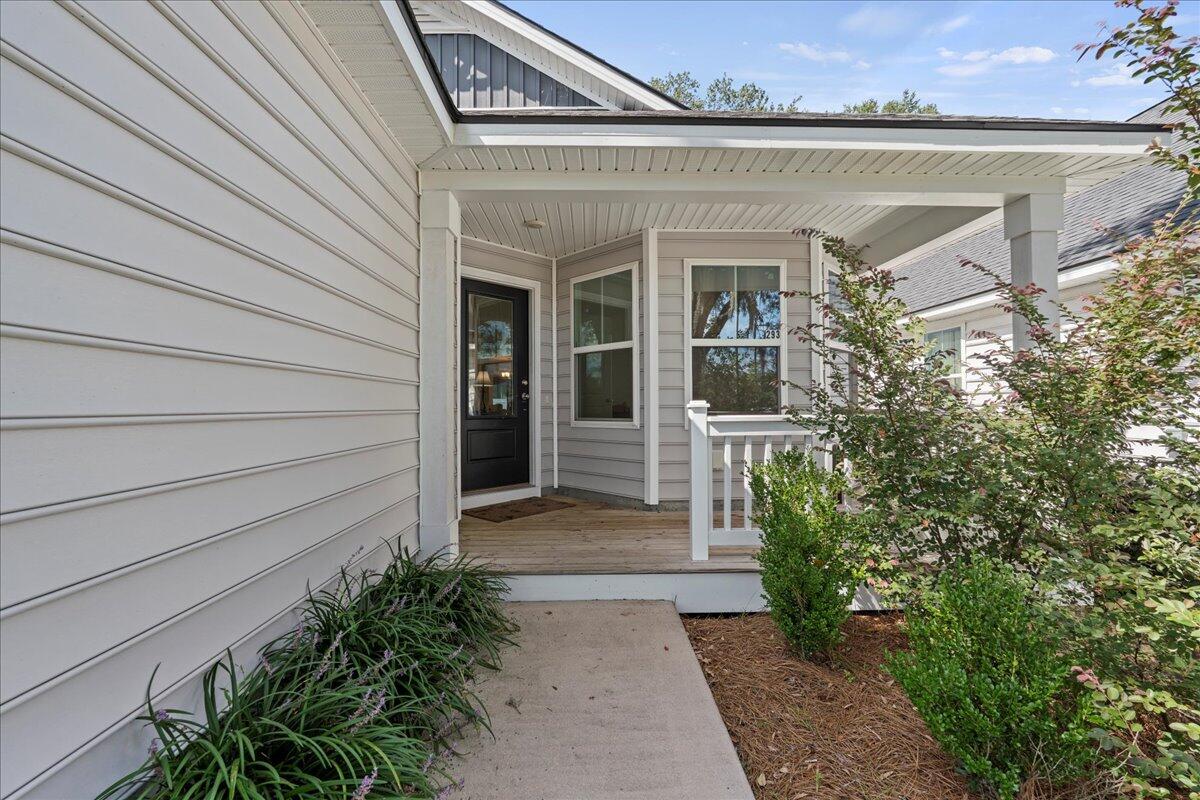 293 Volunteer Park Road Ridgeland, SC 29936 - Photo 2 of 27 02-293 Volunteer Park Road